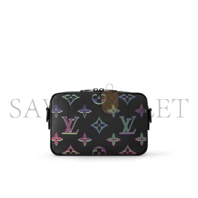 LOUIS VUITTON COMET MESSENGER PM M22495 (21.5*14.7*5cm) 